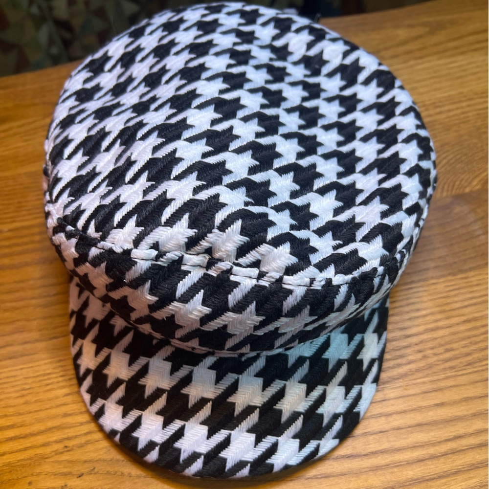 Houndstooth Bakers Cap
